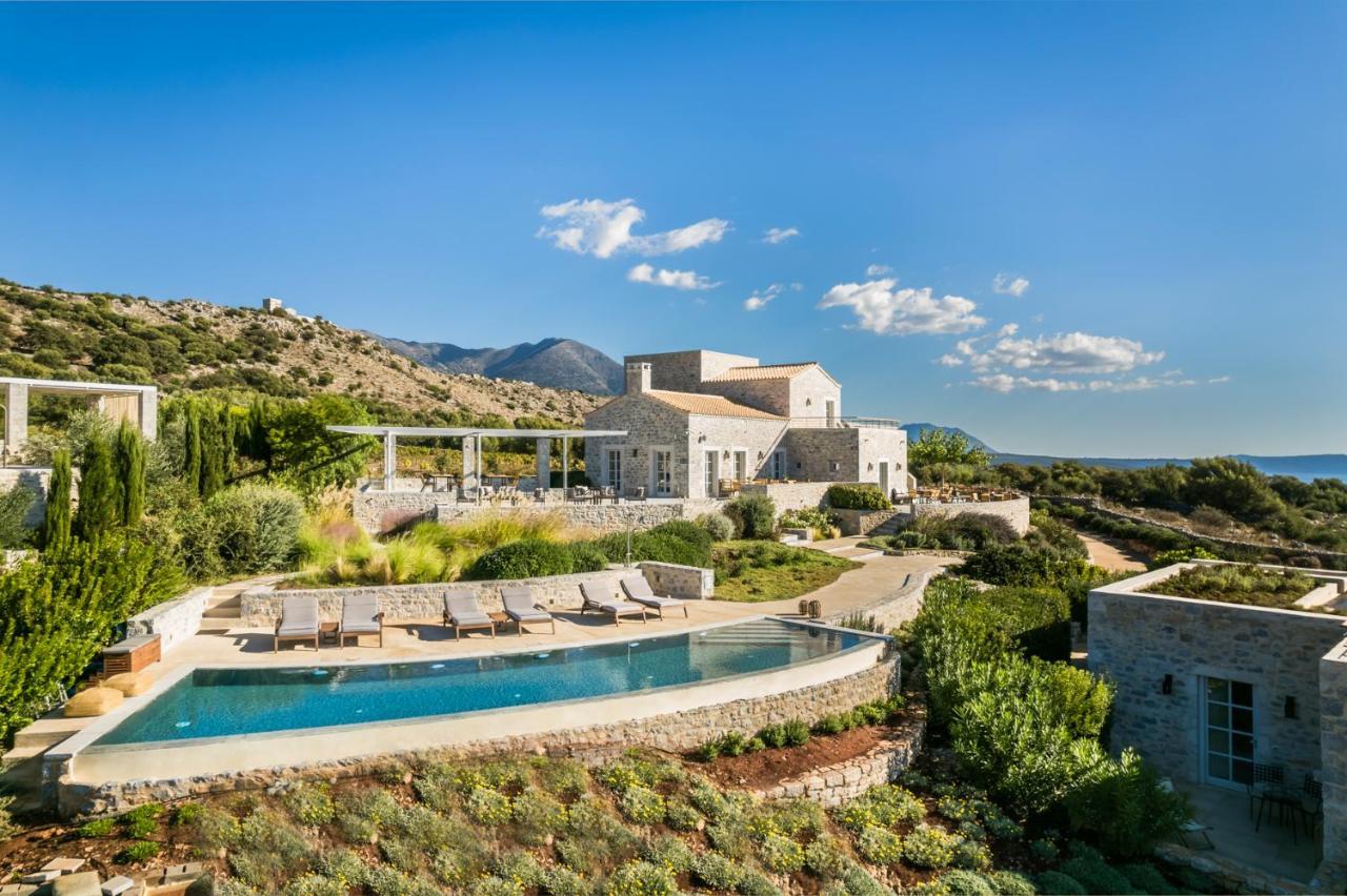 Aria Estate Suites & Spa Areopoli Exterior photo