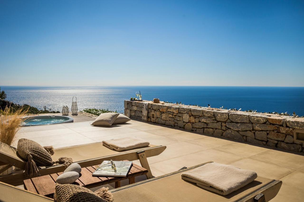 Aria Estate Suites & Spa Areopoli Exterior photo