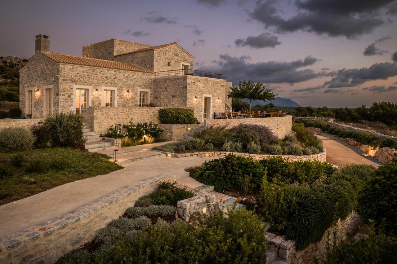 Aria Estate Suites & Spa Areopoli Exterior photo
